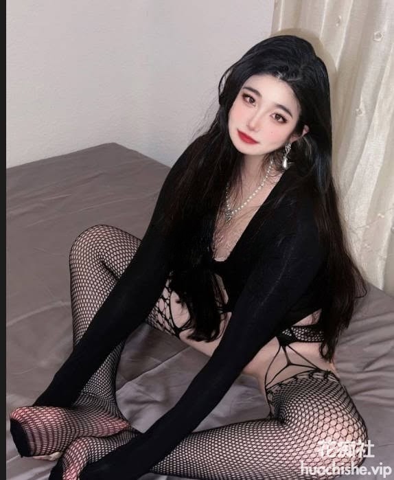 可御可甜的95后颜值女神 姚漫川 合集精彩截图13