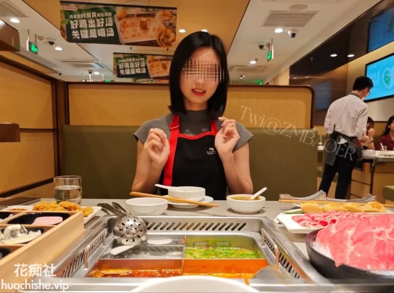 ZM宝儿 被调教成母狗3P内射精彩截图13