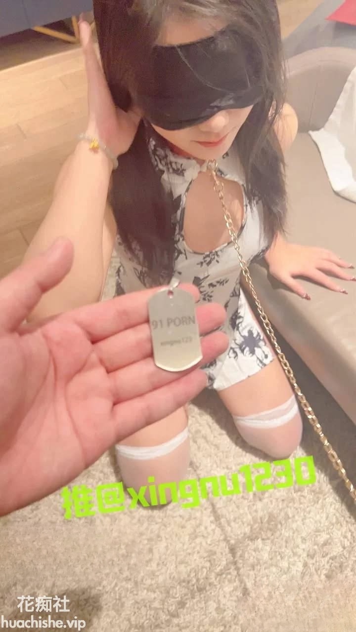 颜值绿奴情侣换妻群P淫乱合集精彩截图02