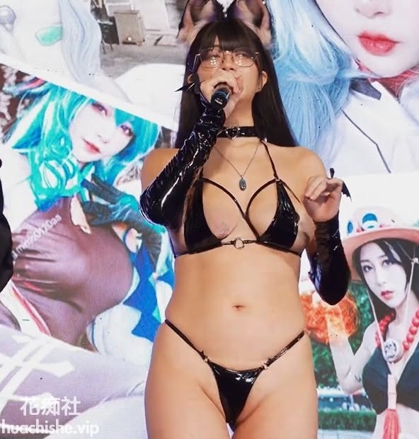 湾湾成人漫展cospie合集精彩截图06