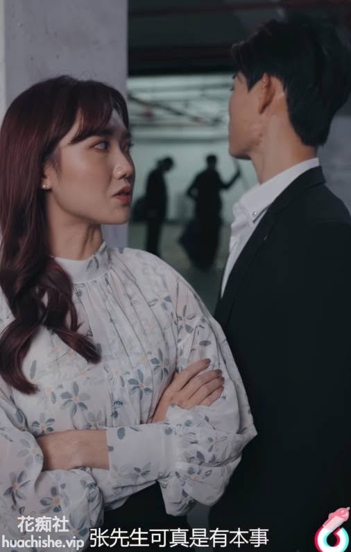 短剧 重生复仇 强上恶毒女秘书精彩截图04