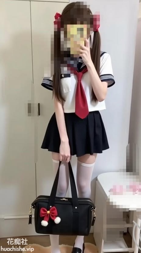 海角乱伦【雅雅想睡亲哥】精彩截图05