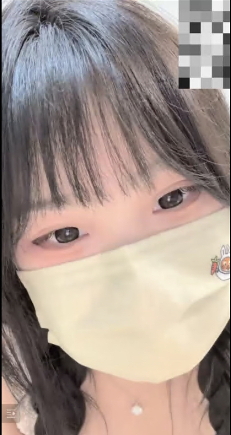 B站巨乳UP【火锅炖兔仔】精彩截图07