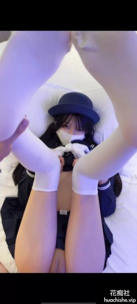 内射两个极品萝莉，女主看起来又嫩又紧精彩截图05