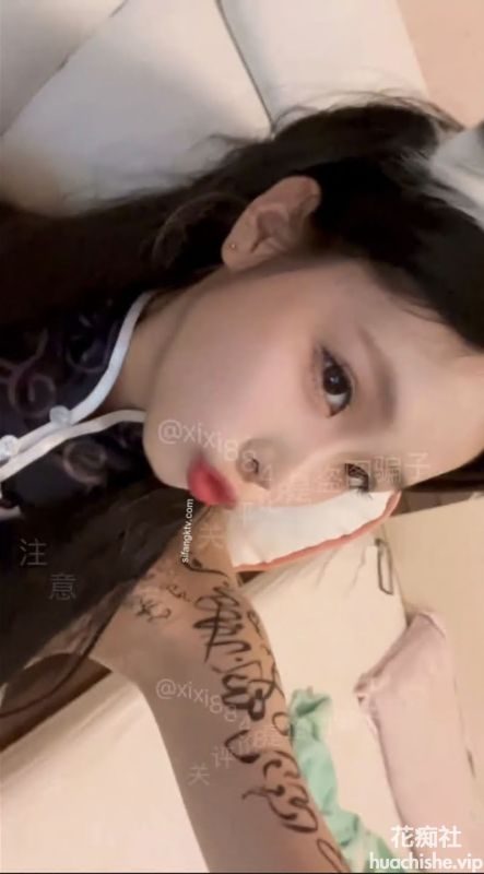 小屁大王 露脸反差小仙女更新合集精彩截图02