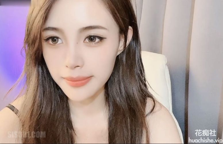 Stripchat高颜值混血芭比女主播【avaxiaolu】精彩截图03
