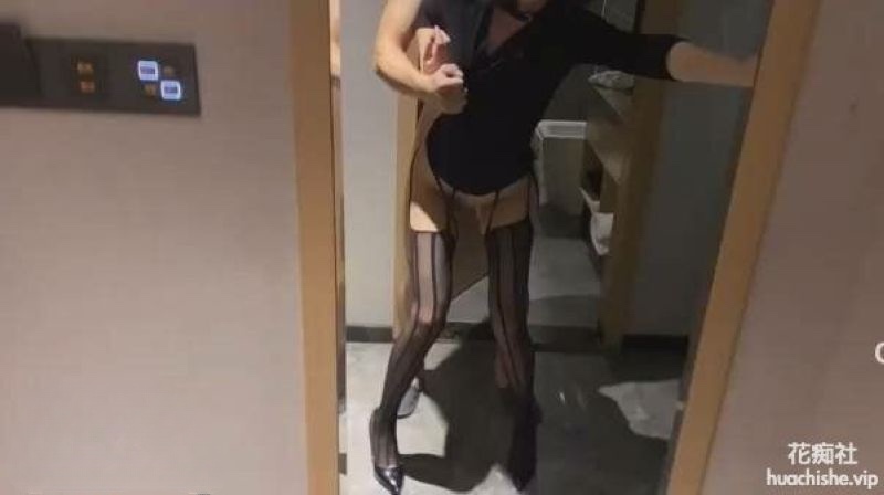 推特老牌泡良网黄【D先生和C小姐】付费视频精彩截图02
