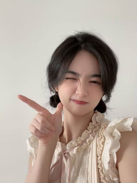 原档泄密流出 颜值美女圣诞节被调教精彩截图01