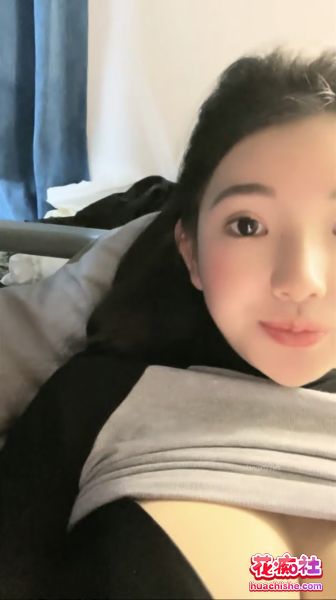真实露脸 极品超嫩学生妹【大二学妹】土豪重金定制精彩截图03