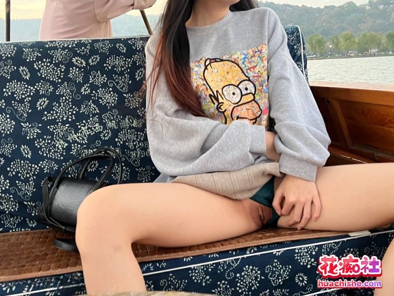 推特黑人博主Sirbao约炮中/韩美女夫妻 合集精彩截图04