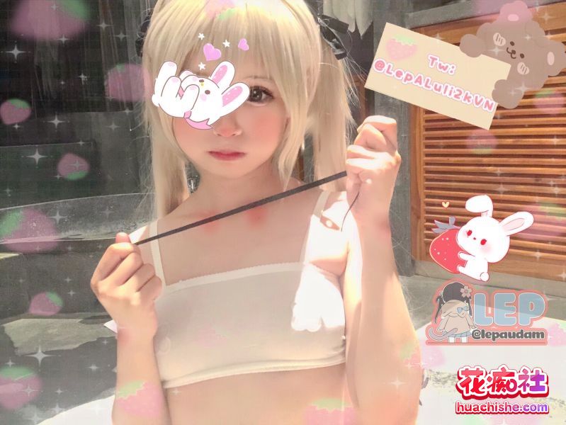 超嫩萝莉『LepALuli2kVN』被主人爸爸拽着双马尾后入精彩截图08