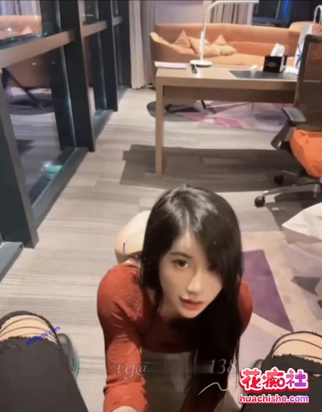 金主定制巨乳00后 美七mia 全裸诱惑 合集精彩截图08