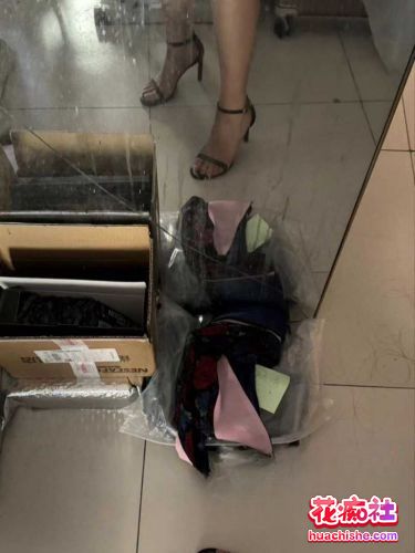 吃瓜！北京中国传媒大学20届数营研究生【白洁】做爱不雅视频精彩截图25