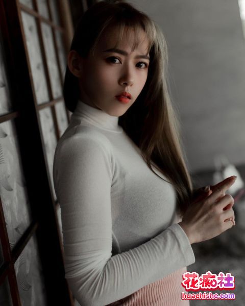 FansOne巨乳肥臀福利姬倪娜nina_loveu 合集精彩截图03