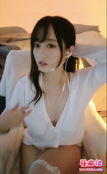 人气声优下海 娇娇嗲嗲的小狐狸 合集精彩截图01