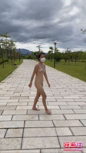 极限户外露出 爱吃菠萝 商场/马路/餐厅/公园 合集精彩截图12