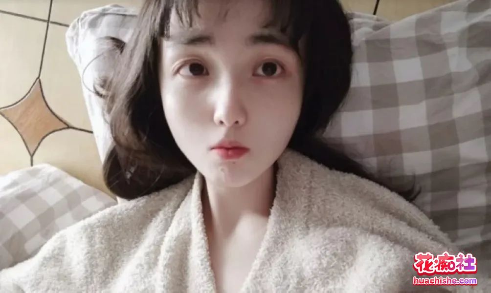 P站越南尤物妹纸 ERICAHAND 合集精彩截图03