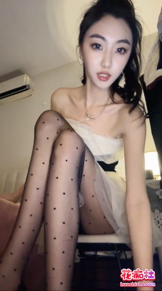 美腿颜值女神 凉子 套路直播合集精彩截图07