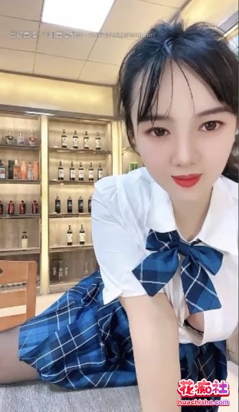 烟酒店的老板娘 羊羊/妍宝 极致自慰精彩截图04