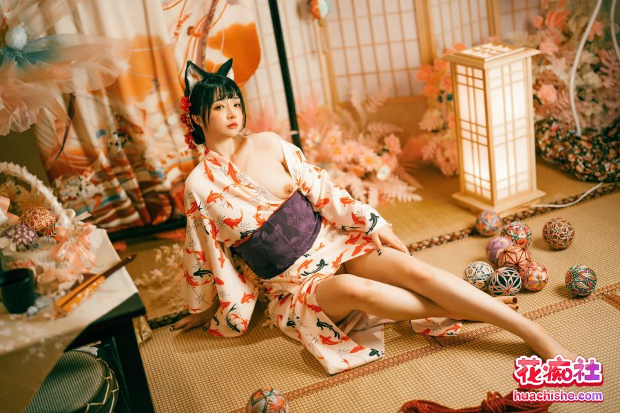 童颜巨乳 落落Raku 福利写真+视频精彩截图03