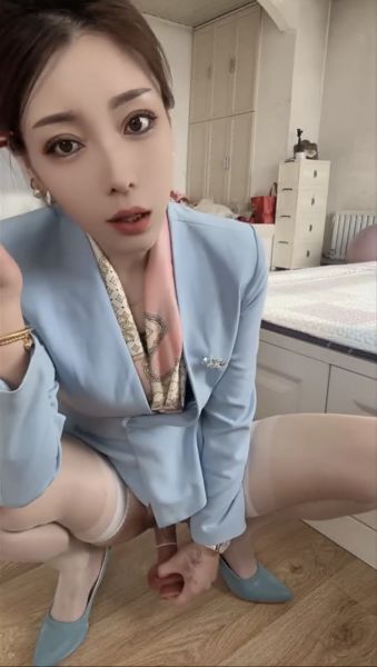 网红丝袜御姐极品少妇小梅 自慰啪啪精彩截图07