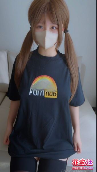 Onlyfans极品美乳萝莉saku_j 原档资源精彩截图02