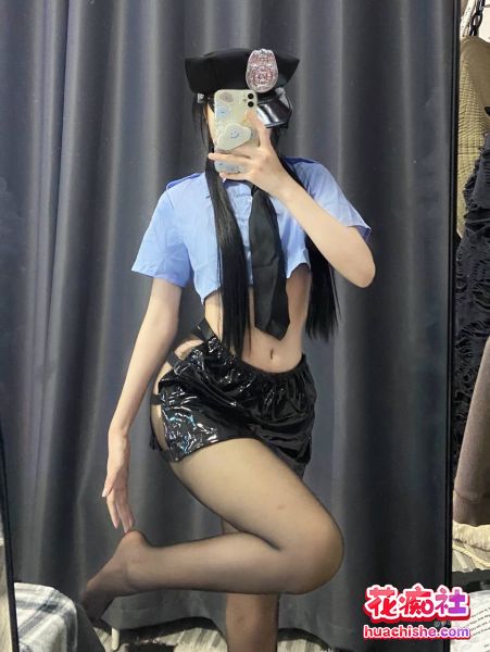 顶级白虎一线天萝莉 三角圆/sanjiaoyuan 合集精彩截图08