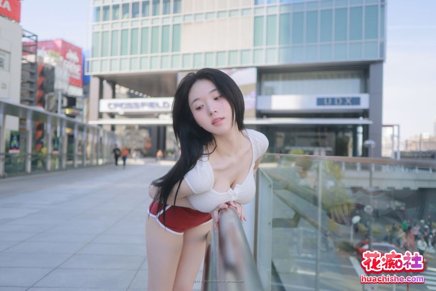 韩天然巨乳嫩模YeonWoo崔世熙 写真精彩截图03