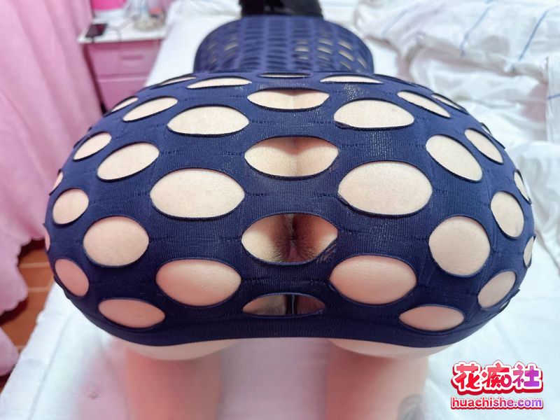 调教大神宇轩 淫荡骚妻肥臀各种异物插穴扩张精彩截图12
