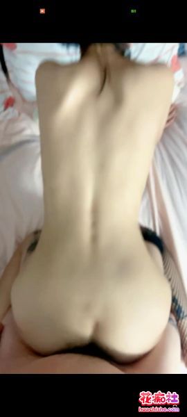 超可爱丸子头黑丝超嫩小妹妹和男友操逼吞精精彩截图12