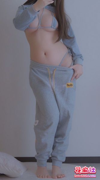 Onlyfans极品美乳萝莉saku_j 原档资源精彩截图08