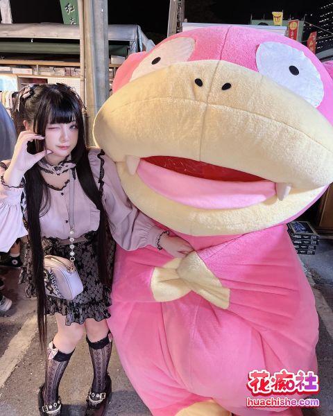 童颜巨乳 落落Raku 福利写真+视频精彩截图21