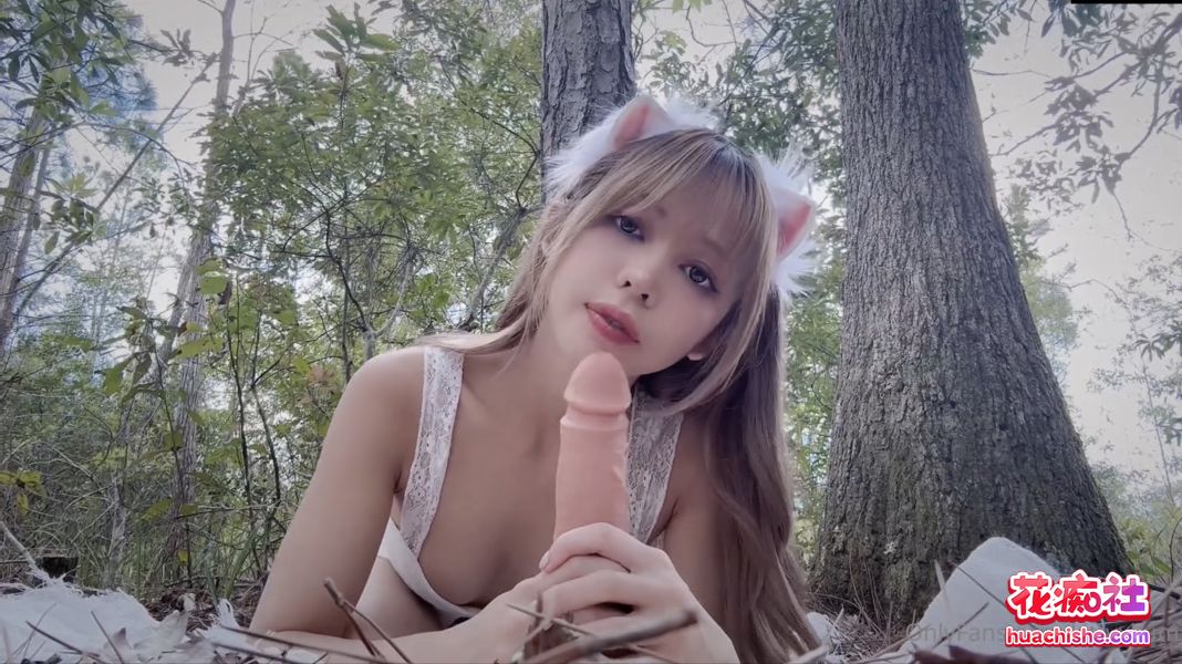 Onlyfans甜美可爱萝莉Kittyxkum 资源精彩截图04