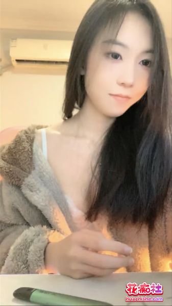 娜娜呀 吊带黑丝气质眼镜女神干麻了 合集精彩截图02