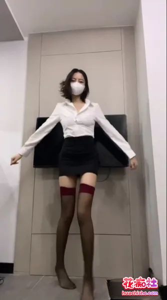 抖音风骚舞舞姬 小西西裸舞自慰大合集精彩截图15