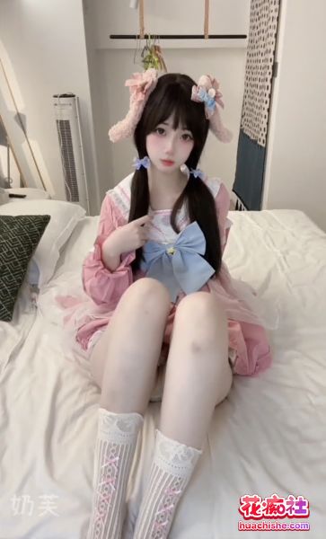 B站 奶芙/兔叽兔姬 露脸高颜值福利姬淫语自慰精彩截图10
