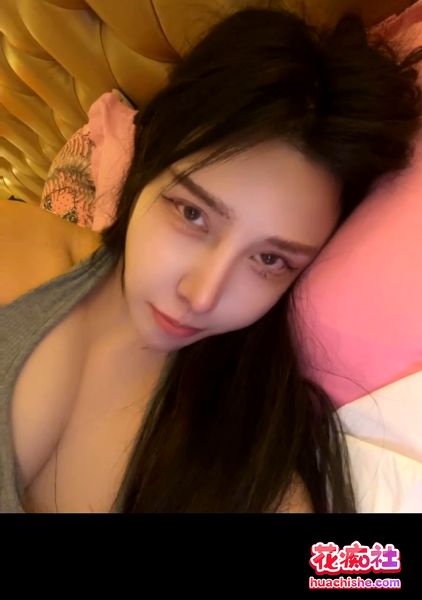 黑龙江高端外围 三女一男群P淫趴泄露精彩截图05
