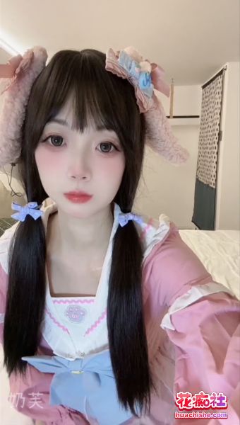B站 奶芙/兔叽兔姬 露脸高颜值福利姬淫语自慰精彩截图11