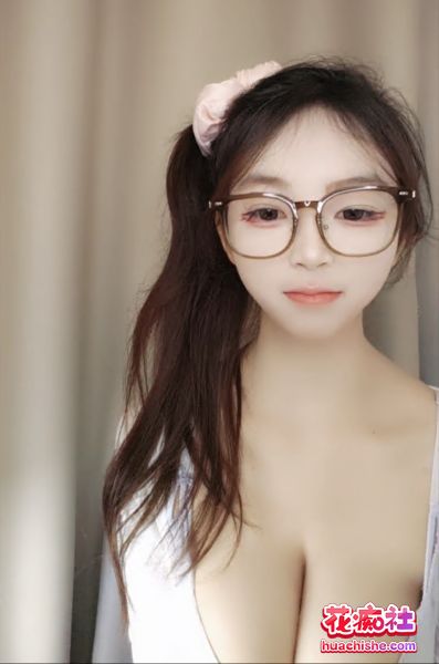 超清纯美少女 你的草莓蛋糕 下海精彩截图06