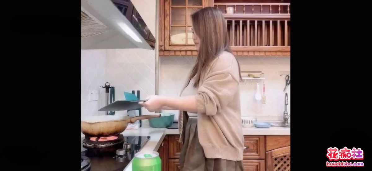 海角乱伦 丰乳肥臀的姐姐 视频合集精彩截图09