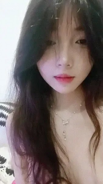 高颜值美少女夏苒苒 自慰直播精彩截图06