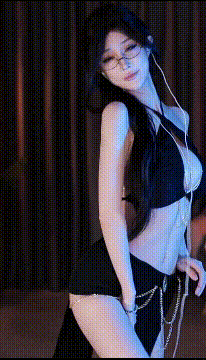 虎牙 张爱玲 调教精彩截图01
