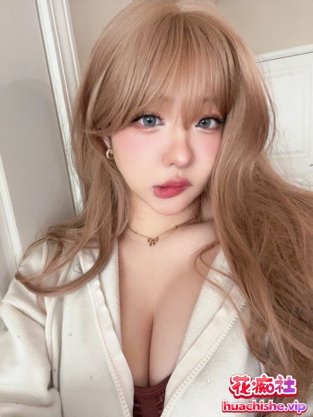 推特Manekinekoluvu cos高颜值母狗口交精彩截图02