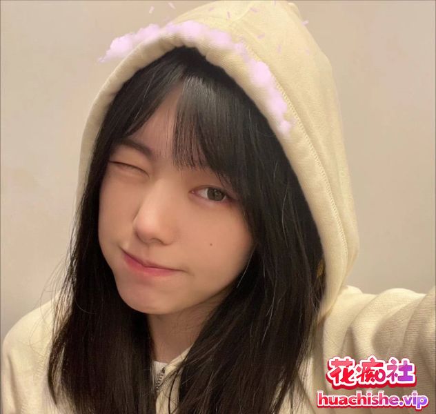 泄密流出❤️南京女大李俪与小男友自拍精彩截图05