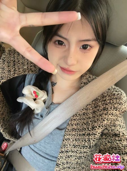 泄密流出❤️江西纹身小太妹李妍自拍啪啪精彩截图06