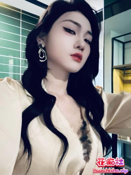 泄密流出❤️山东美女李莹被网络招聘模特套路全裸精彩截图08