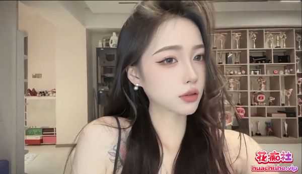 快手140W粉丝大主播【Y姐】揉奶骚舞福利精彩截图07