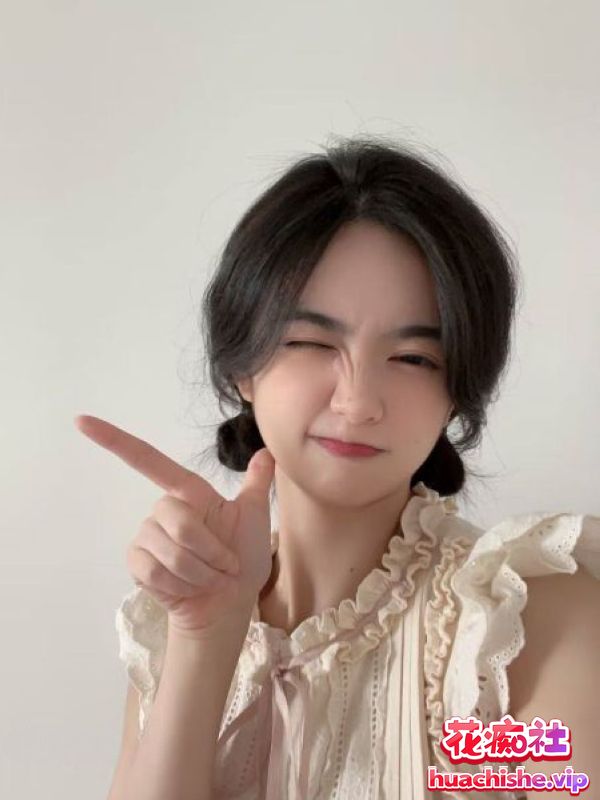泄密流出❤️颜值气质美女圣诞节沦为母狗精彩截图12