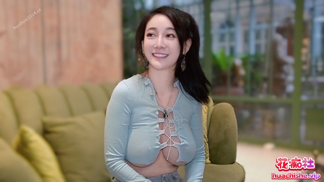 台湾爆乳美女 想入霏霏 自拍露点精彩截图03