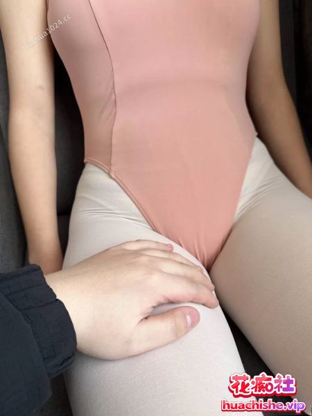 轻语舞蹈生 极品约拍艺校舞蹈学生妹精彩截图07